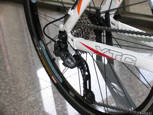 [分享] Giant XTC SE V(白)