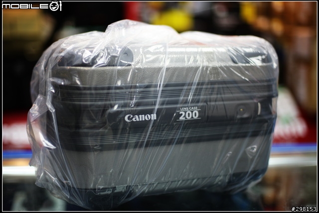 頂尖對決:Canon EF 200mm f/2L IS USM vs Canon EF 200mm f/1.8L USM 鏡皇正面PK戰