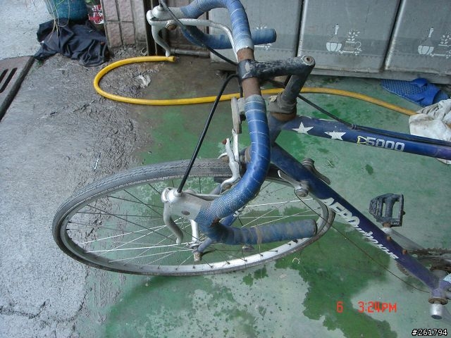 小弟的公路車~想做整理.請各位大大~給個建議或徵求零件協尋