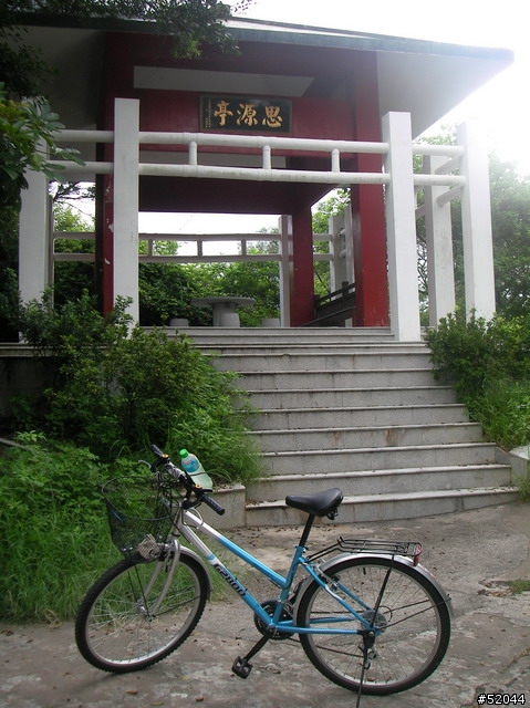金門自行車之旅(多處均可免費租借自行車),目的地騎上太武山