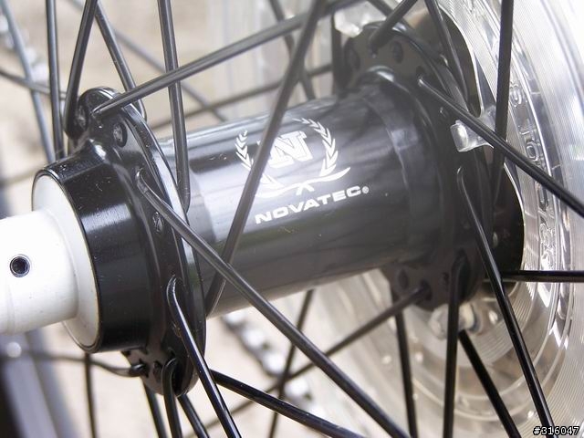 [分享]08年fuji Tahoe V(珍珠白)
