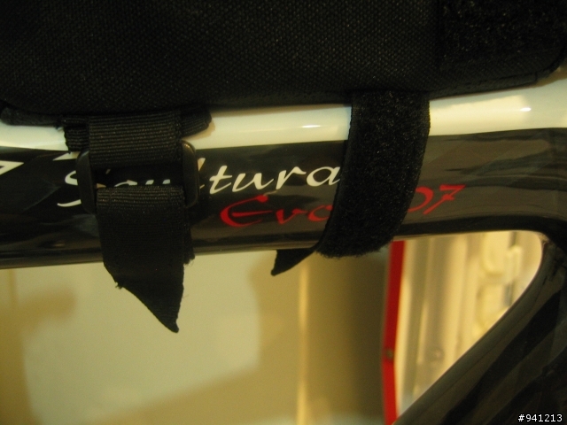 分享：我的第一台碳纖公路車-美利達907白色/黑