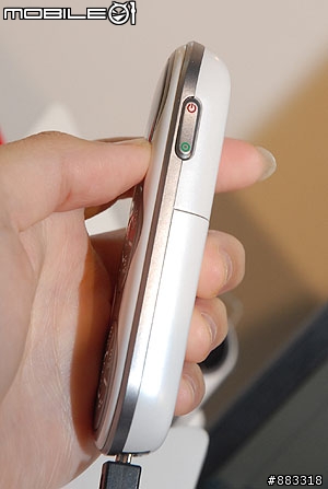 [採訪]Toshiba G450超可愛3.5G上網手機 化身遠傳MMI31上市