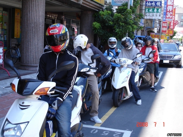 5天4夜..機車環島團..完成壯舉囉!!(已全更新完畢)