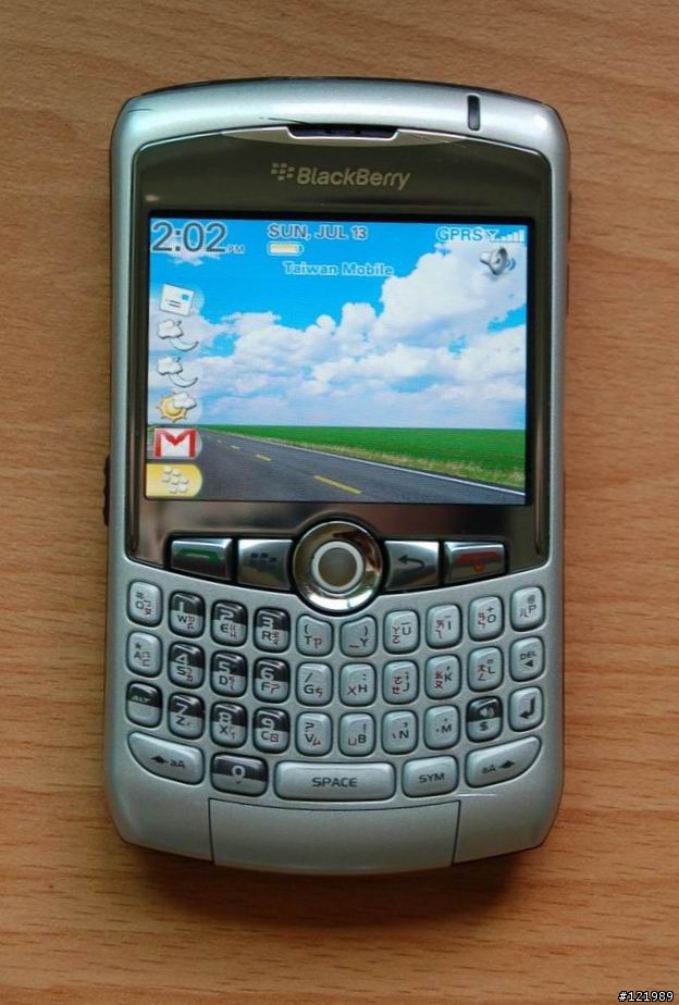 黑莓機BlackBerry Peral 8120與我工作的一天.