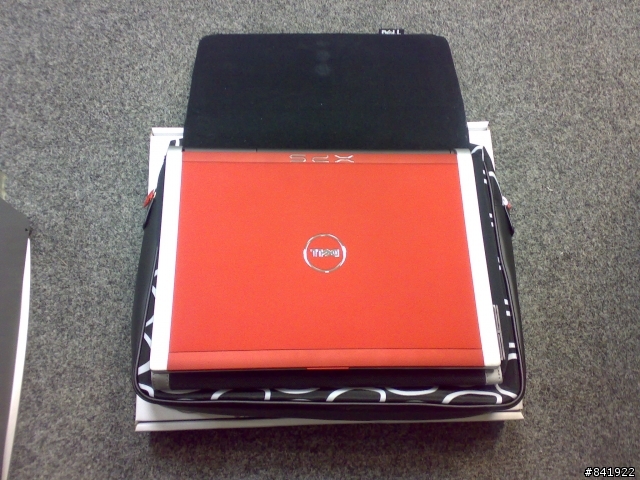 DELL XPS M1330(新款仕女包)(Logitech雷射無線滑鼠V450)