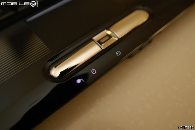 [開箱] Toshiba A300 來了! 更新