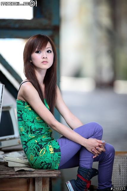 頂尖對決:Canon EF 200mm f/2L IS USM vs Canon EF 200mm f/1.8L USM 鏡皇正面PK戰