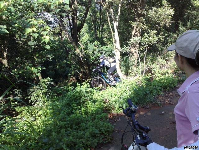 南投7100路段offroad照片分享(圖多)