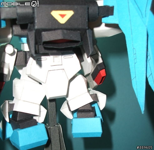 [分享]3D 紙模型 新手的 SD Freedom Gundam