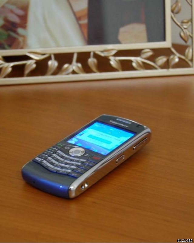 黑莓機BlackBerry Peral 8120與我工作的一天.