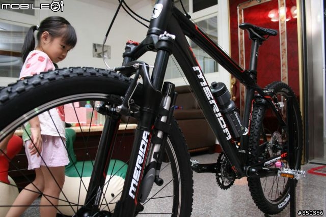 [分享]MERIDA 名駒 TFS-500V 霧面黑 2009