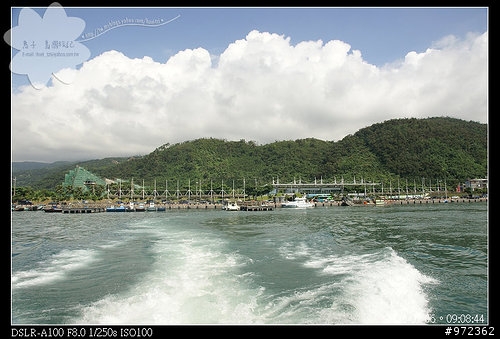 [景點]宜蘭頭城--龜山島(上) 天然海豚秀