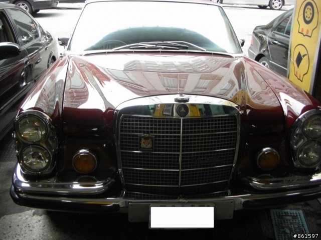 今天不小心看到的夢幻逸品--benz 600