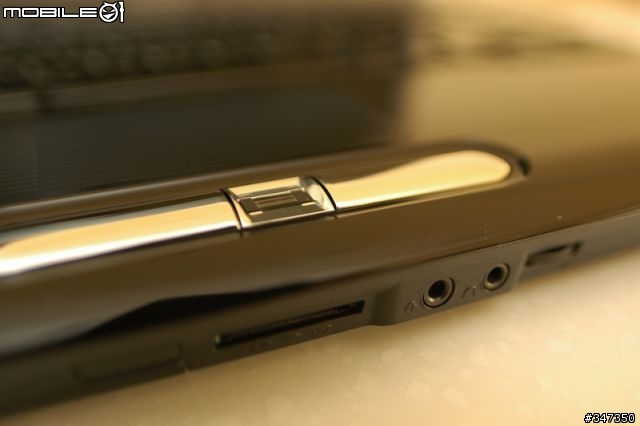 [開箱] Toshiba A300 來了! 更新