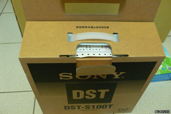 購入 Sony BRAVIA KDL-32D300A [開箱]