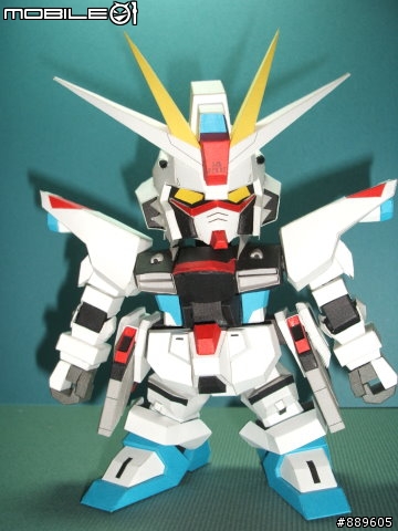 [分享]3D 紙模型 新手的 SD Freedom Gundam