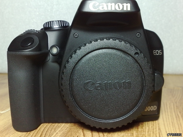 Canon EOS 1000D (不專業的開箱+試拍)