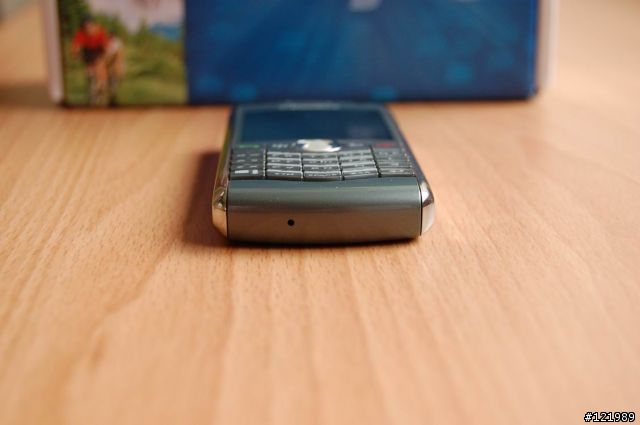 黑莓機BlackBerry Peral 8120與我工作的一天.