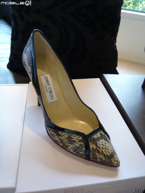 女王大人的香港瘋狂買鞋記 Jimmy Choo + LV