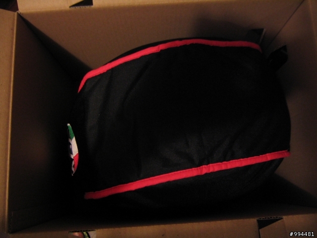 [開箱] 想了好久的 AGV Rossi Ti-Tech