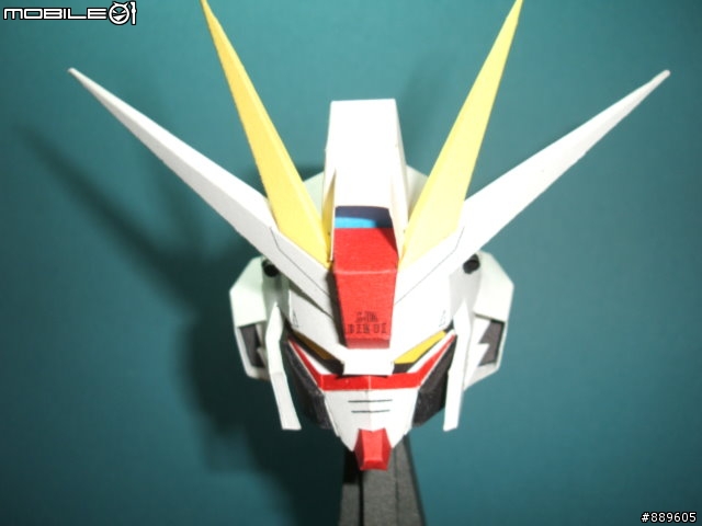 [分享]3D 紙模型 新手的 SD Freedom Gundam