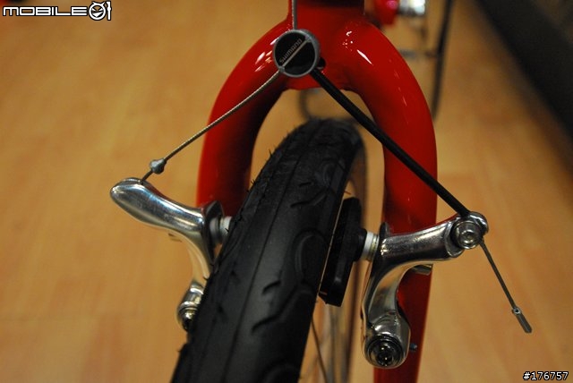 [分享]輕鬆、愜意、優雅的BRUNO小徑車