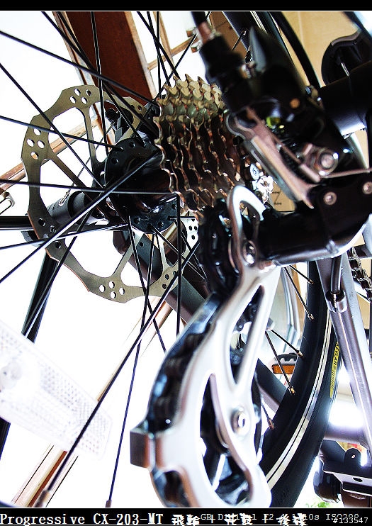 [分享]東瀛(日本)代表Porgressive CX-203-MT(碟煞、24速) 對決 台灣代表09年式 Giant Mini 1(V夾、18速)