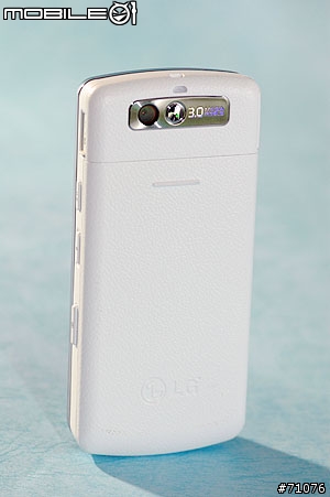 [心得]LG KM710音樂手機 互動雙螢幕裡的小宇宙