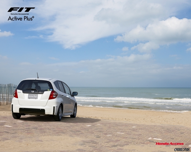 HONDA-FIT-JAPAN(新增照片)...活逮FIT測試版!!!