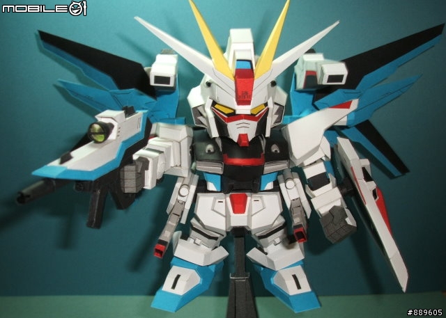 [分享]3D 紙模型 新手的 SD Freedom Gundam