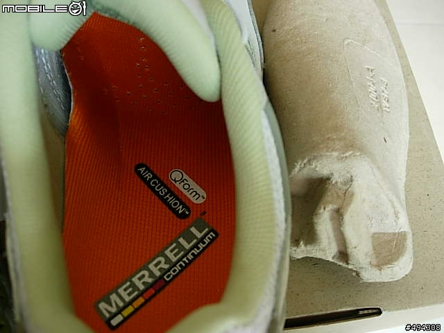 [開箱分享]MERRELL 女用輕量越野慢跑鞋 & 男用拖鞋