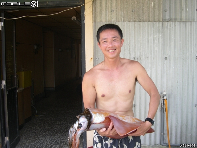 遇到海怪了喔.分享囉