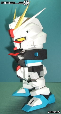 [分享]3D 紙模型 新手的 SD Freedom Gundam