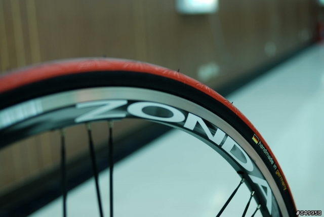 [分享]specialized tarmac pro  粉紅號(圖多)