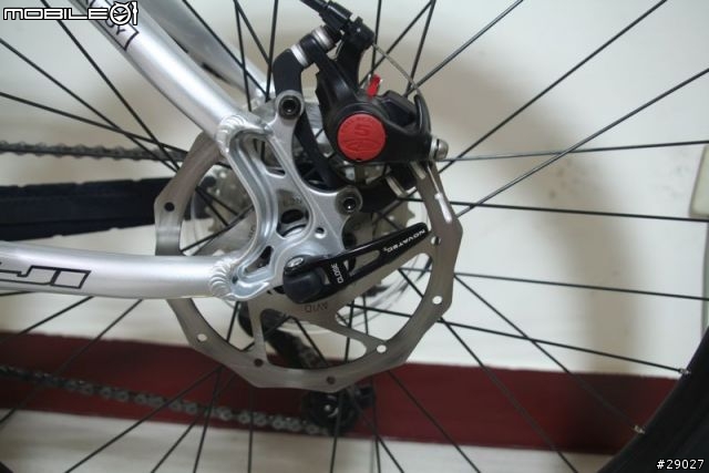 [分享]讓我等待了六個月的FUJI Tahoe-D與～加映DIY停車腳架