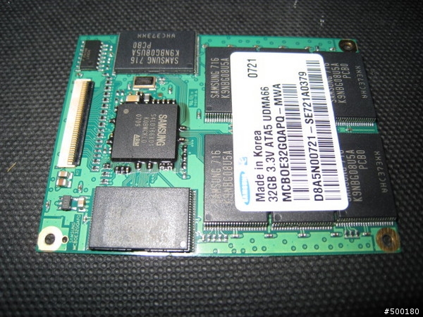 請問圖中這個SSD , P1610能用嗎 , 謝謝