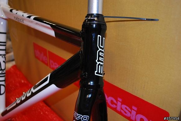來各開箱文吧08BMC SL01