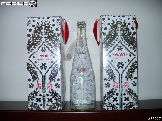 [分享]evian.2008「水晶花冠」限量經典瓶-喝水也要很時尚