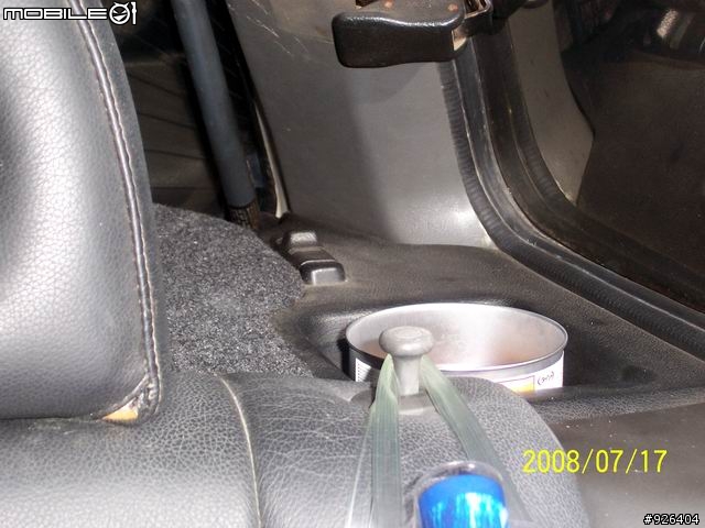 老男人與小幼貓..... 水煙殺蟲和馬路(兩歲)