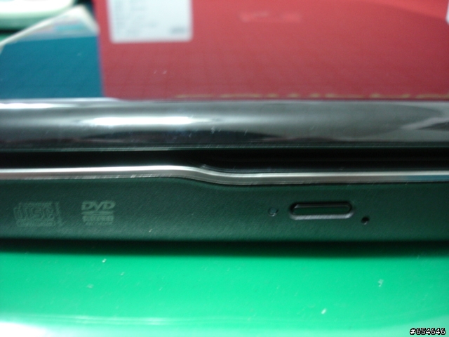 [開箱] Intel Montevina平台Compaq CQ45-101TX風雲戰鬥機