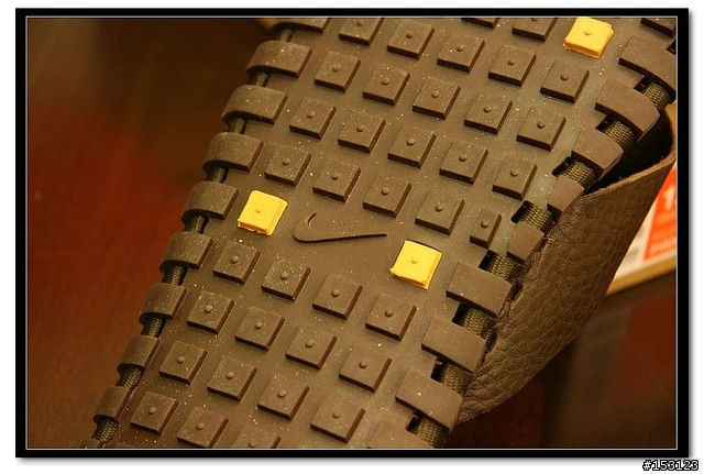 再開箱~~ 時尚味頗重~NIKE~夾腳拖.....
