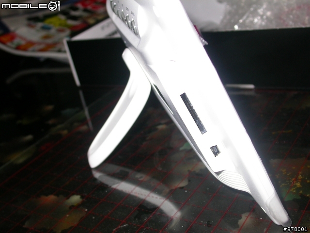 [簡單開箱]優派 DPX704WH 數位相框