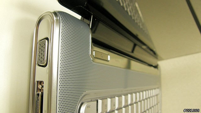 [開箱]HP Pavilion DV5-1021TX (補上溫度測試/多媒體鍵特寫/硬碟分割方式)