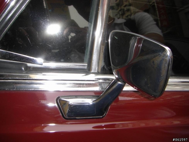 今天不小心看到的夢幻逸品--benz 600