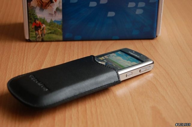 黑莓機BlackBerry Peral 8120與我工作的一天.
