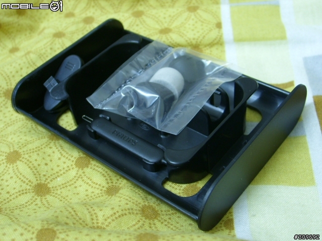 [分享]入門耳道式耳機新選擇 - PHILIPS SHE9850/97(已增加內容及所有照片)