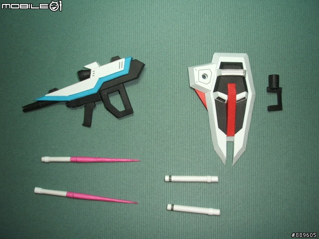 [分享]3D 紙模型 新手的 SD Freedom Gundam