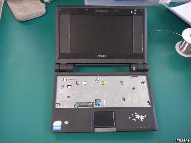 Asus Eee PC701 SURF “開箱”圖