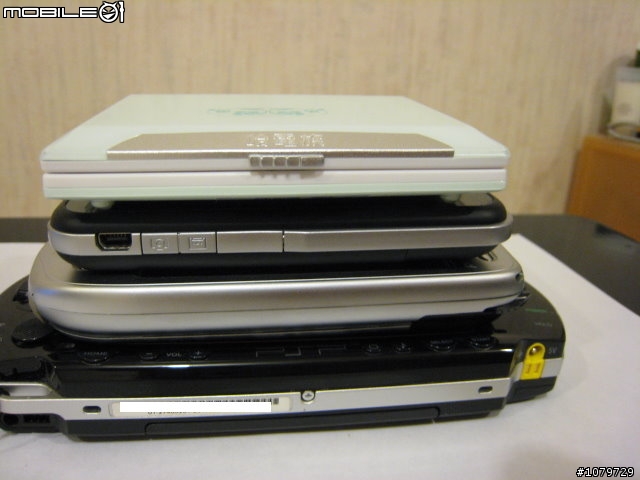 新玩意兒開箱文: 風華絕代的精品電子辭典 / 哈電族 A1500 Mini口袋型彩色電腦學習辭典